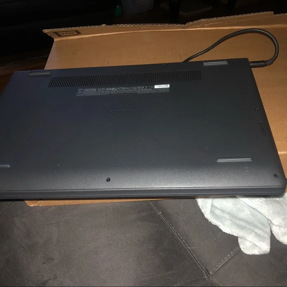 Dell Inspiron 15. 3000. Model 3511. 15.6 laptop